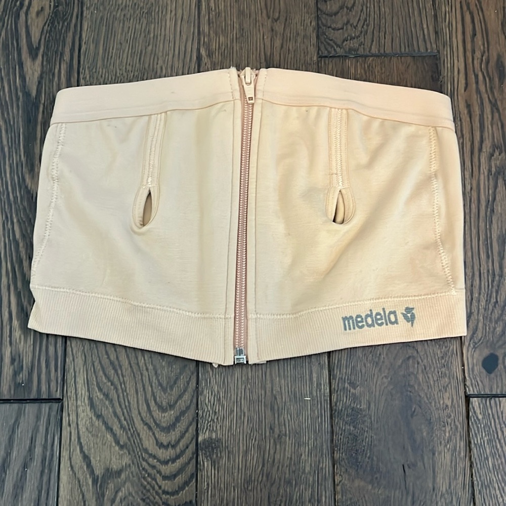 Medela pumping bra